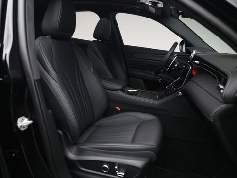 Certified 2023 Maserati Grecale GT AWD/4WD image 14