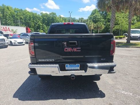Used 2017 GMC Sierra 1500 SLT w/ SLT Premium Package image 4