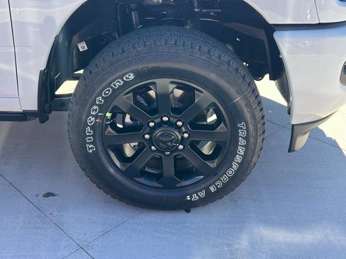 New 2026 RAM 2500 Laramie AWD/4WD image 10