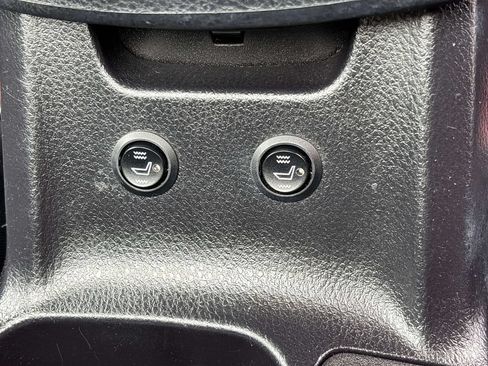 Used 2015 Toyota RAV4 LE AWD/4WD image 14