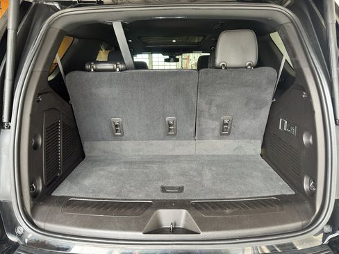 Used 2021 Chevrolet Tahoe LT w/ LT Signature Package AWD/4WD image 22