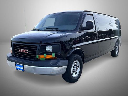 Used 2016 GMC Savana 3500 Extended RWD image 1