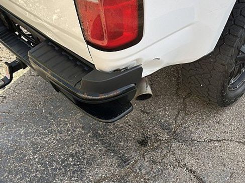 Used 2017 Chevrolet Colorado Z71 image 9