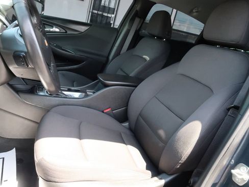 Used 2021 Chevrolet Malibu RS FWD image 6