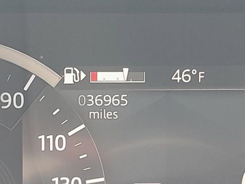 Used 2022 Jaguar F-PACE S image 4