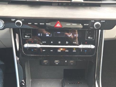 Used 2024 Kia Carnival SX image 31