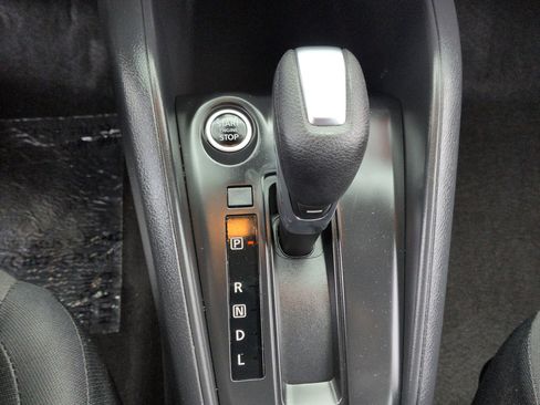 Certified 2025 Nissan Kicks Play S image 17