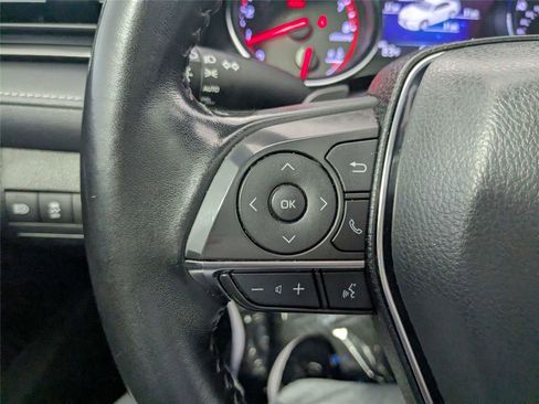 Used 2020 Toyota Camry XSE FWD image 15