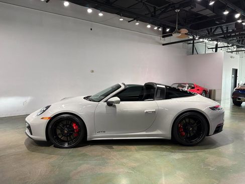 Used 2024 Porsche 911 Targa 4 GTS image 17