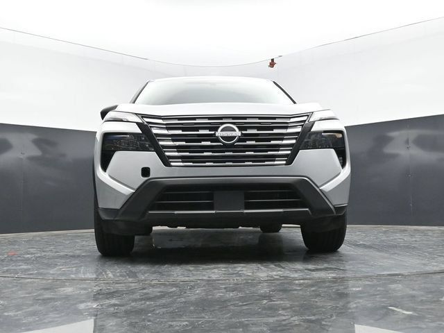 Used 2024 Nissan Rogue S AWD/4WD image 49