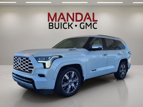 Used 2024 Toyota Sequoia Capstone image 1