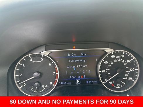Used 2025 Nissan Altima 2.5 SR FWD image 9