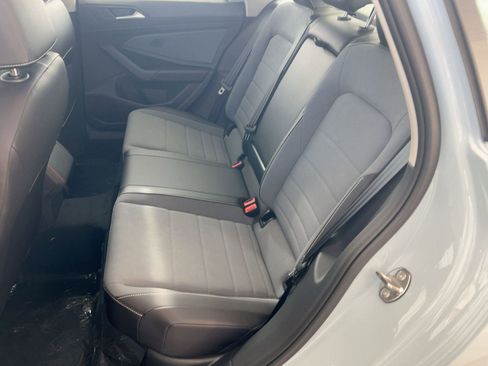 New 2026 Volkswagen Jetta SE image 15