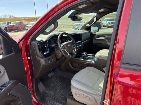 Used 2023 Chevrolet Silverado 1500 LT image 20