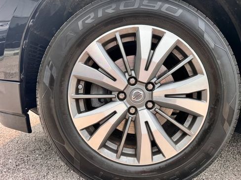 Used 2020 Nissan Pathfinder S FWD image 37