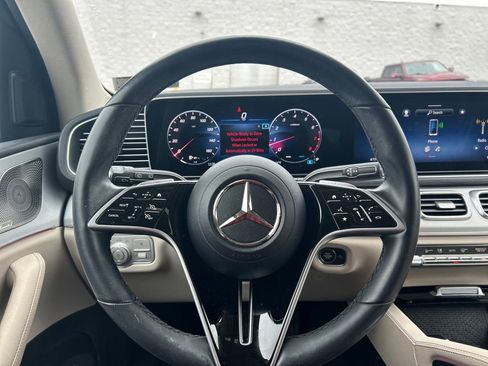 Used 2024 Mercedes-Benz GLE 350 4MATIC image 13