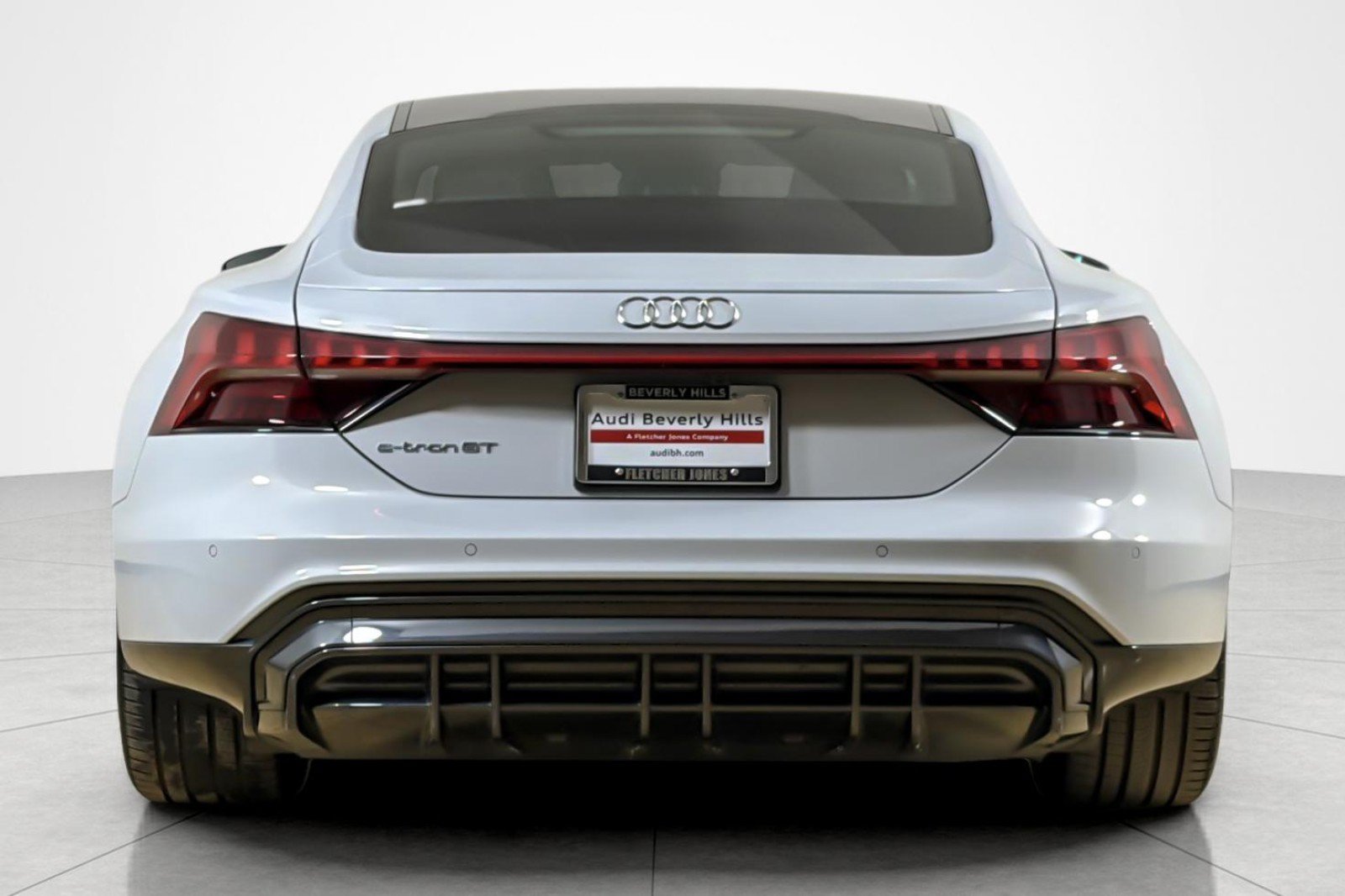 Used 2024 Audi e-tron GT Premium Plus w/ Executive Package AWD/4WD image 4