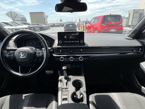 Used 2022 Honda Civic Sport image 19