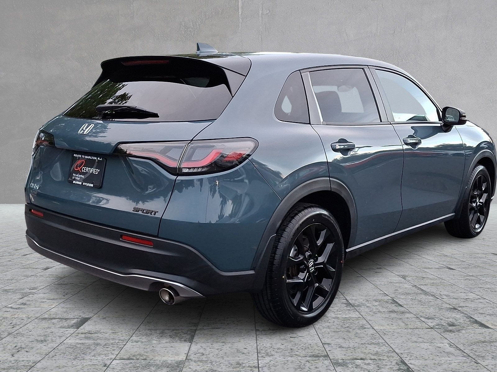 Used 2024 Honda HR-V Sport image 5
