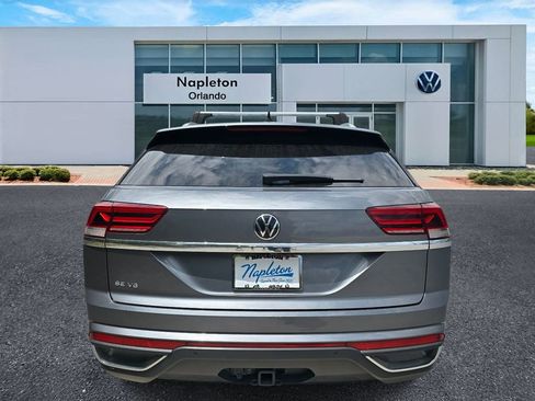 Certified 2023 Volkswagen Atlas Cross Sport SE w/ Black Wheel Package FWD image 6