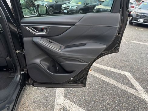 Used 2023 Subaru Forester Touring image 23