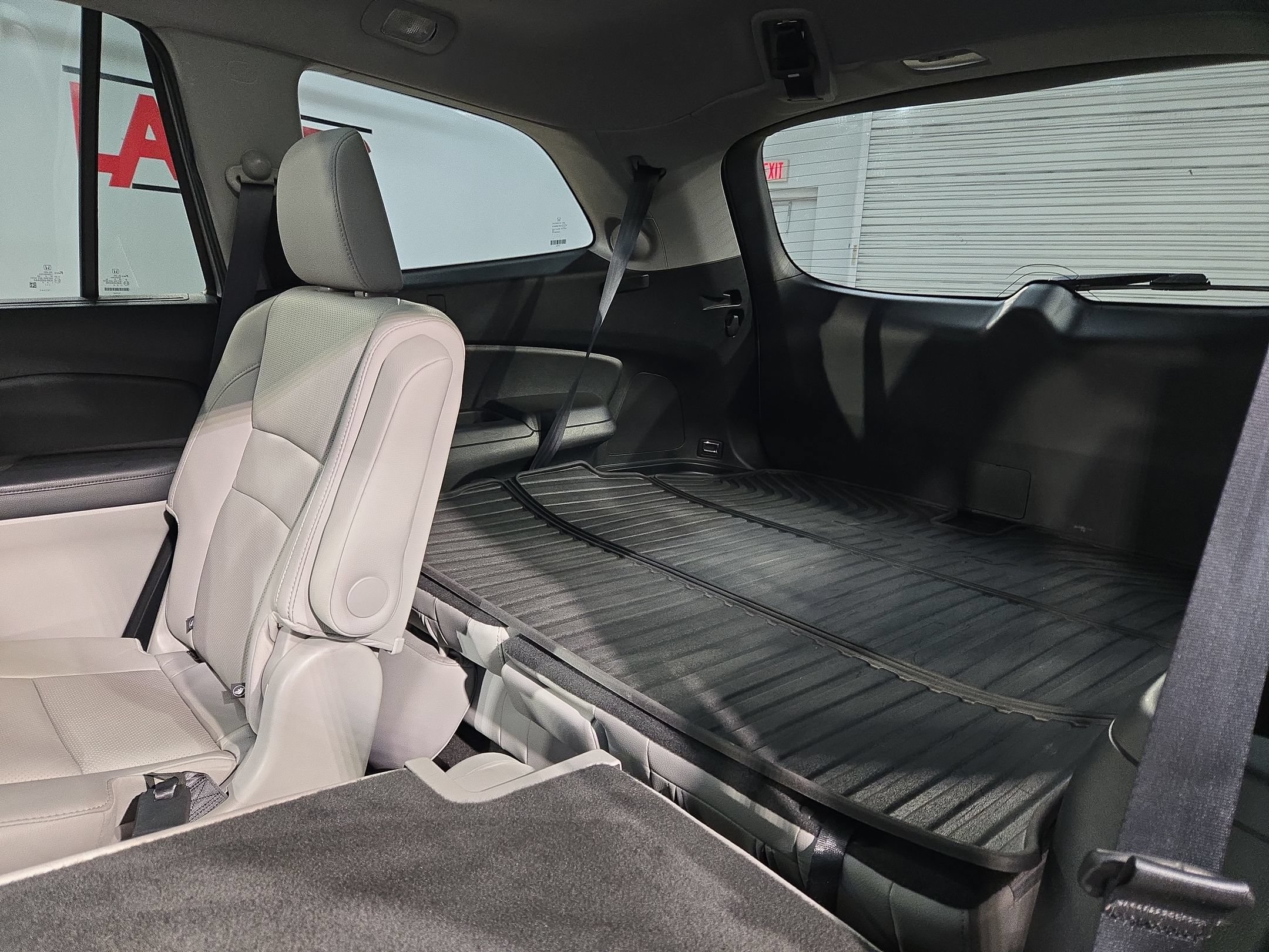 Used 2021 Honda Pilot Elite image 36