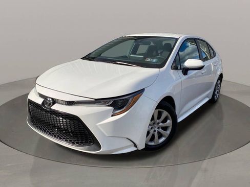 Used 2022 Toyota Corolla LE image 36