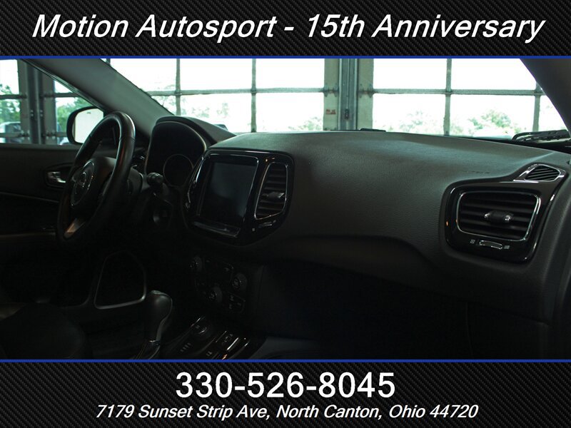 Used 2018 Jeep Compass Limited AWD/4WD image 24