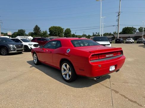Used 2014 Dodge Challenger SXT Plus RWD image 5