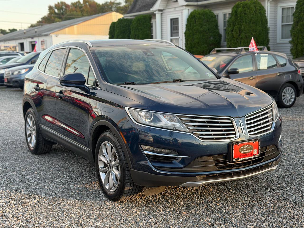 Used 2017 Lincoln MKC Select w/ Select Plus Package AWD/4WD image 1