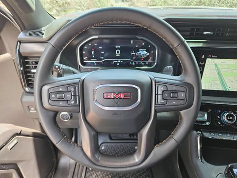 Used 2025 GMC Sierra 1500 AT4 w/ AT4 Premium Package AWD/4WD image 21