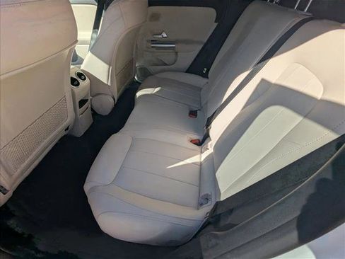 Certified 2025 Mercedes-Benz GLA 250 image 20