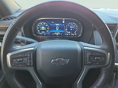 Used 2022 Chevrolet Tahoe Z71 w/ Z71 Off-Road Package image 24