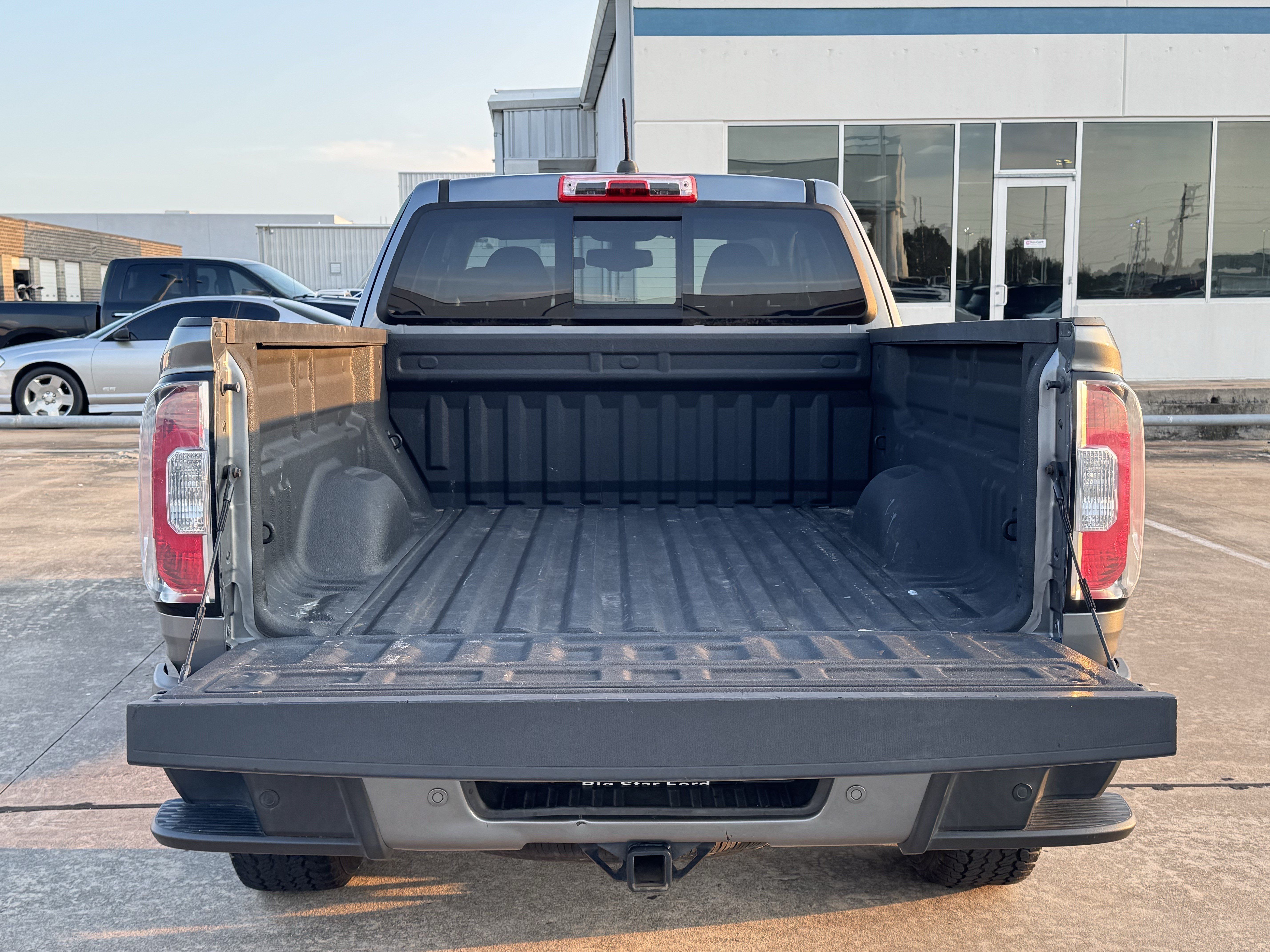 Used 2019 GMC Canyon All Terrain w/ Trailering Package AWD/4WD image 32