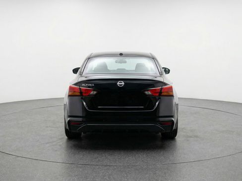 Used 2025 Nissan Altima 2.5 SV image 7