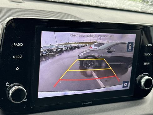 Used 2021 Hyundai Santa Fe SEL image 21