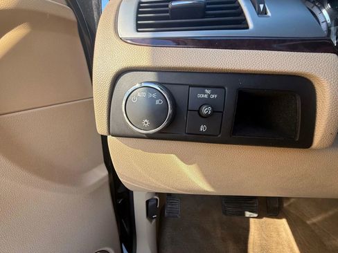 Used 2012 Cadillac Escalade ESV Premium image 24