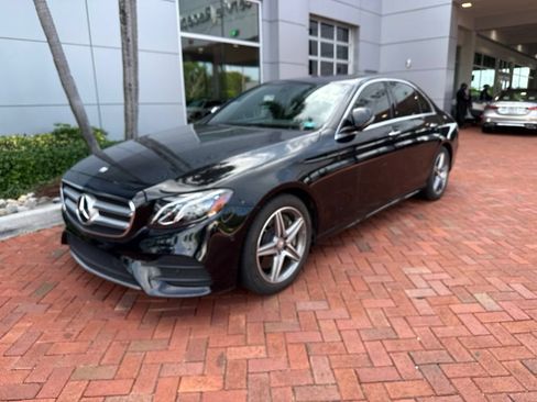 Used 2017 Mercedes-Benz E 300 image 2