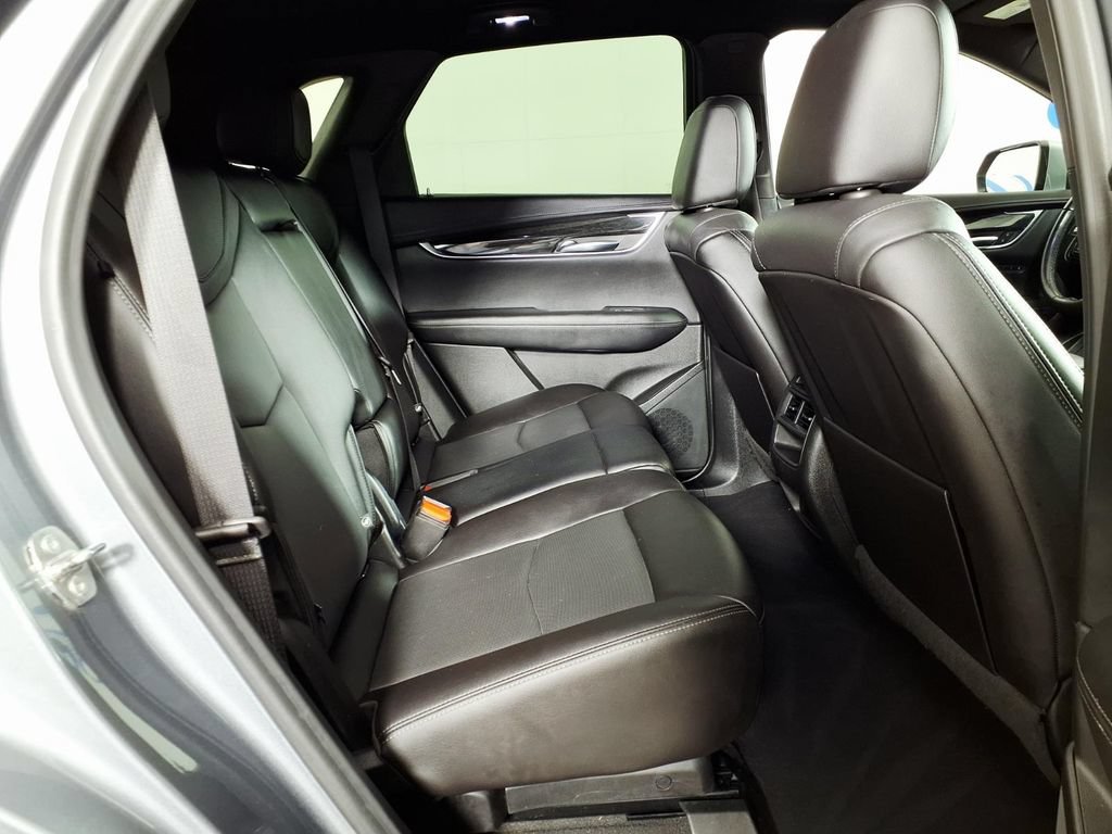 Used 2021 Cadillac XT5 Premium Luxury FWD image 10