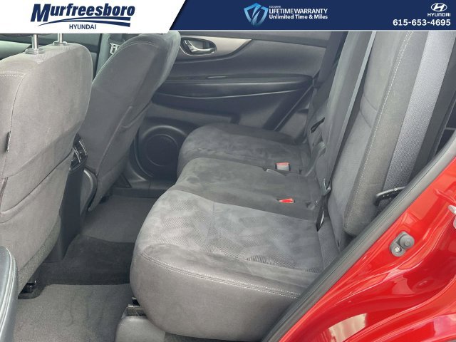 Used 2015 Nissan Rogue SV w/ SV Premium Package FWD image 15