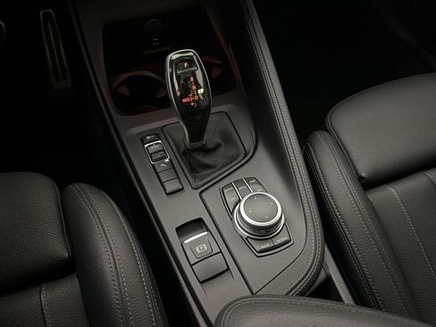 Used 2022 BMW X2 sDrive28i w/ Edition Package FWD image 17