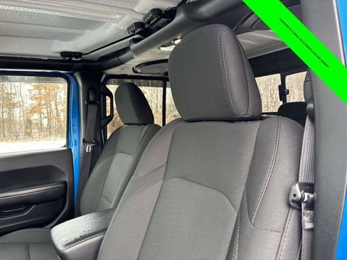 Used 2020 Jeep Gladiator Sport w/ Quick Order Package 24S image 6