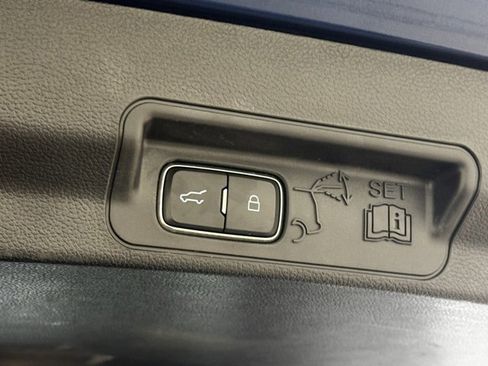 Used 2021 Ford Explorer ST w/ ST Street Pack image 43