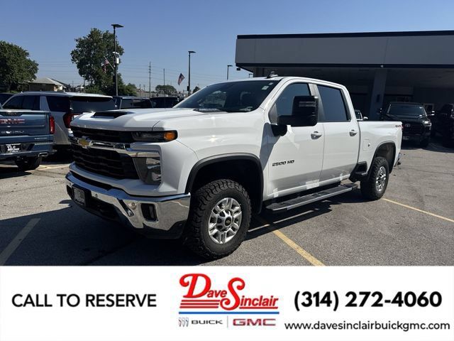 Used 2025 Chevrolet Silverado 2500 LT w/ Safety Package AWD/4WD image 1