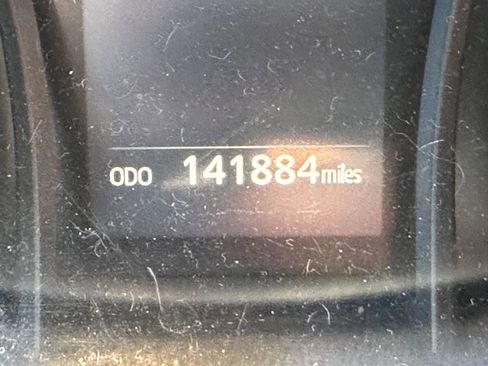 Used 2019 Toyota Camry SE image 14