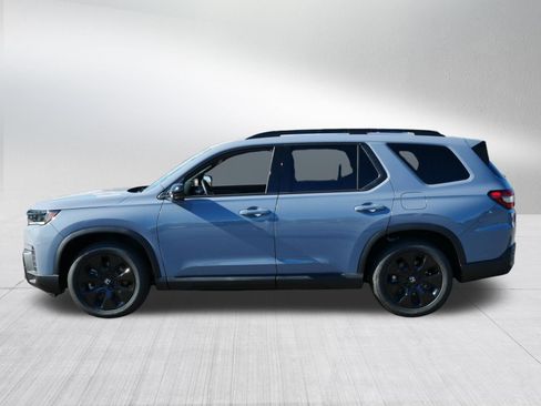 Used 2026 Honda Pilot Black Edition image 4