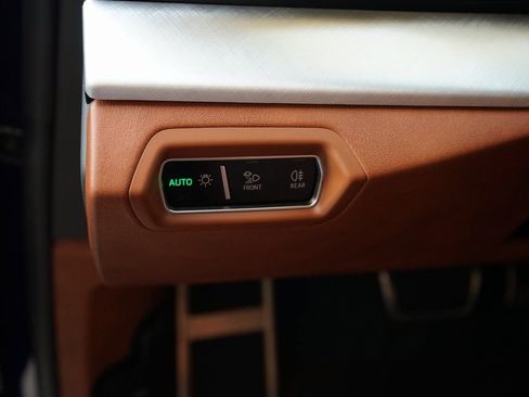 Used 2019 Lamborghini Urus image 34