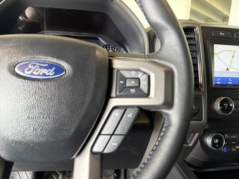 Used 2021 Ford Expedition XLT RWD image 16