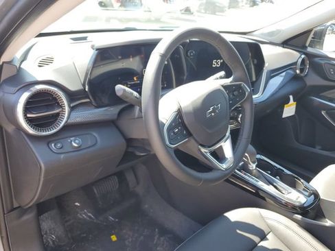 New 2026 Chevrolet Trax ACTIV w/ Driver Confidence Package FWD image 19