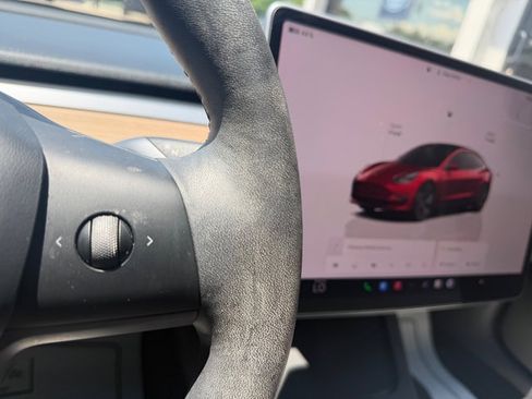 Used 2023 Tesla Model 3 Standard Range RWD image 19